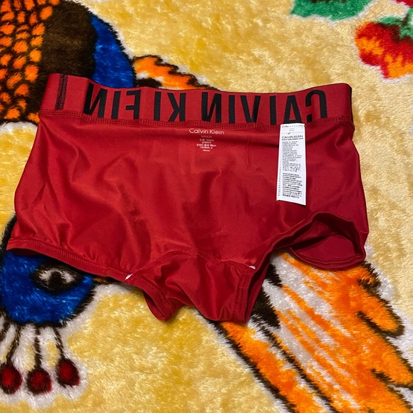 Size S red - Picture 5 of 5